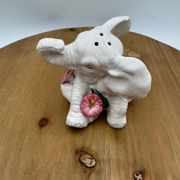 Scarce Fitz and Floyd White Elephant salt shaker from the Rainforest Collection - Picture 3 of 8